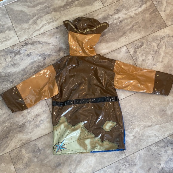 Kid size 5-6 pirate rain jacket. - Picture 4 of 4